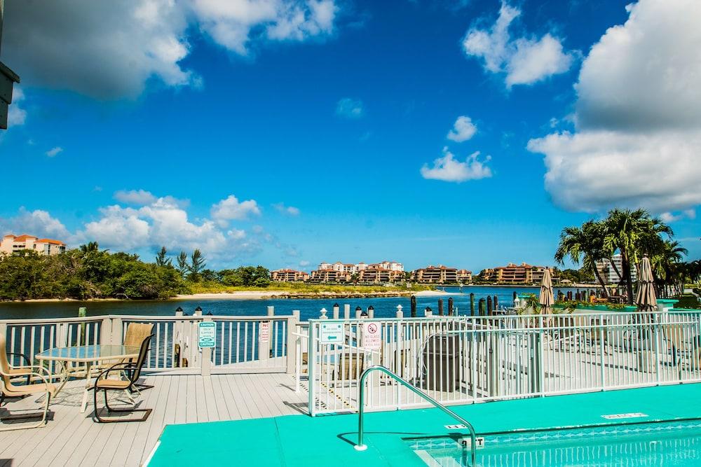 Motel The Boathouse Marco Island Exterior foto