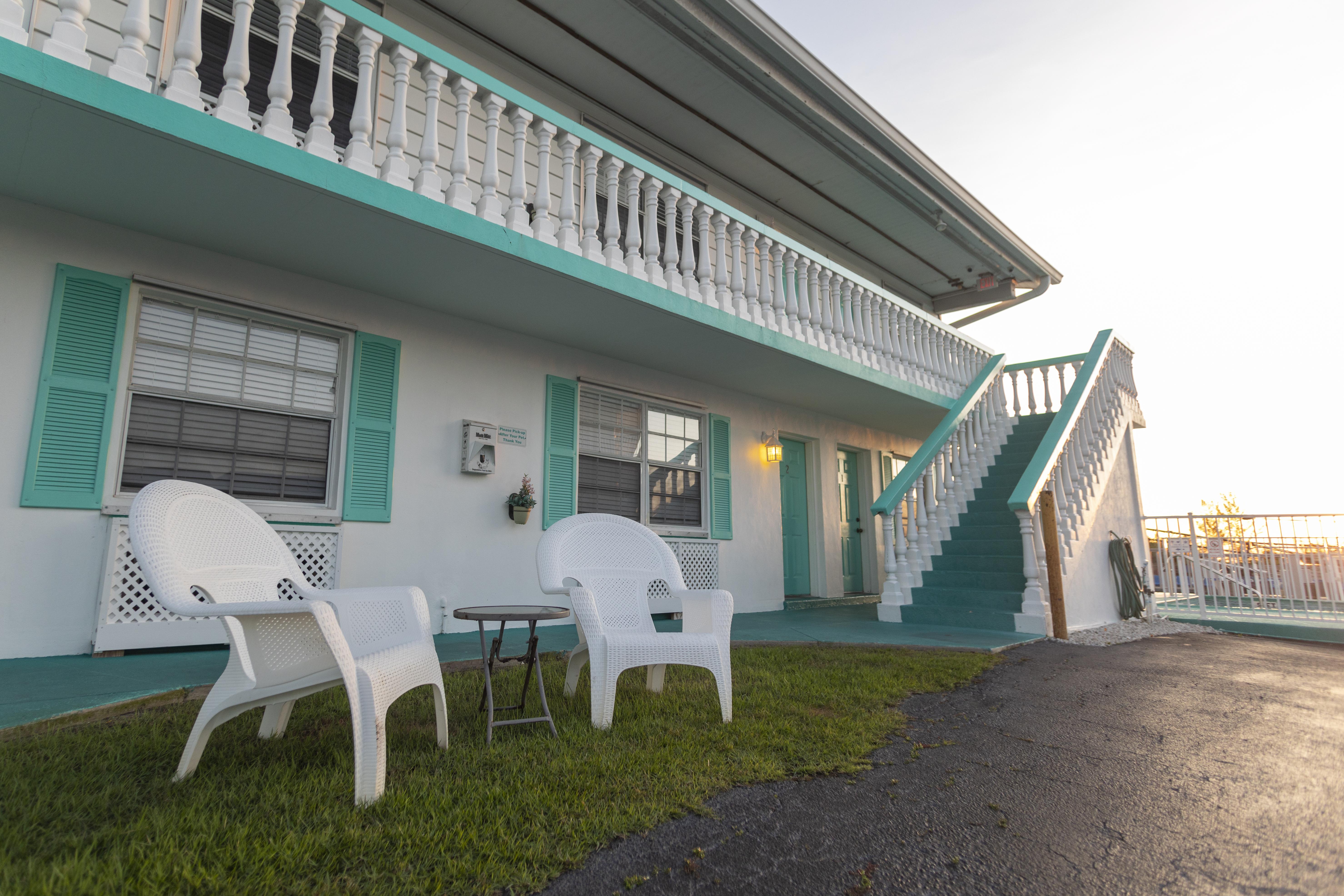 Motel The Boathouse Marco Island Exterior foto